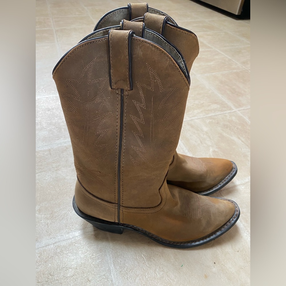 Durango boots cowboy cowgirl Women’s size 8